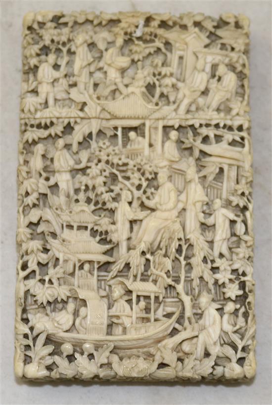 A Chinese export ivory card case, 19th century, 10.6cm